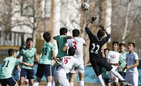 دیدار دوستانه منتخب تهران با تیم ملی زیر 14 سال دیدار دوستانه منتخب تهران با تیم ملی زیر 14 سال
