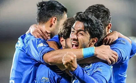 استقلال و سایپا راهی مرحله یک هشتم نهایی شدند استقلال و سایپا راهی مرحله یک هشتم نهایی شدند
