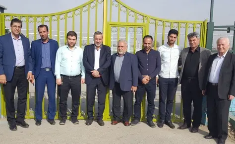 بازدید هیات رئیسه از امکانات ورزشی بخش قلعه نو بازدید هیات رئیسه از امکانات ورزشی بخش قلعه نو