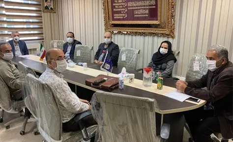 جلسه هم اندیشی رئیس هیات فوتبال با روسای حوزه های تهران جلسه هم اندیشی رئیس هیات فوتبال با روسای حوزه های تهران