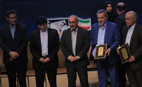 تجلیل ار هیات فوتبال استان تهران در مراسم اینده سازان ورزش استان تهران تجلیل ار هیات فوتبال استان تهران در مراسم اینده سازان ورزش استان تهران