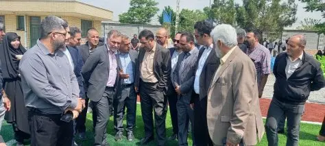 رئیس هیات فوتبال در مراسم افتتاح زمین چیچکلو اسلامشهر رئیس هیات فوتبال در مراسم افتتاح زمین چیچکلو اسلامشهر