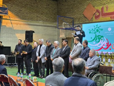 مراسم تجلیل از قهرمانان فوتبال و فوتسال پیشوا برگزار شد مراسم تجلیل از قهرمانان فوتبال و فوتسال پیشوا برگزار شد