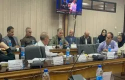 برگزاری جلسه ناظران داوری با حضور رئیس هیات فوتبال
