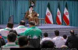 دیدار قهرمانان ورزشی و مدال آوران بازی های آسیایی و پارا آسیایی با رهبر انقلاب
