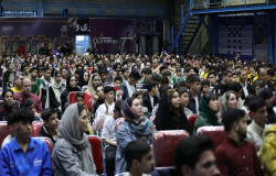 1200 نفر در مراسم اختتامیه فوتسال و فوتبال ورامین